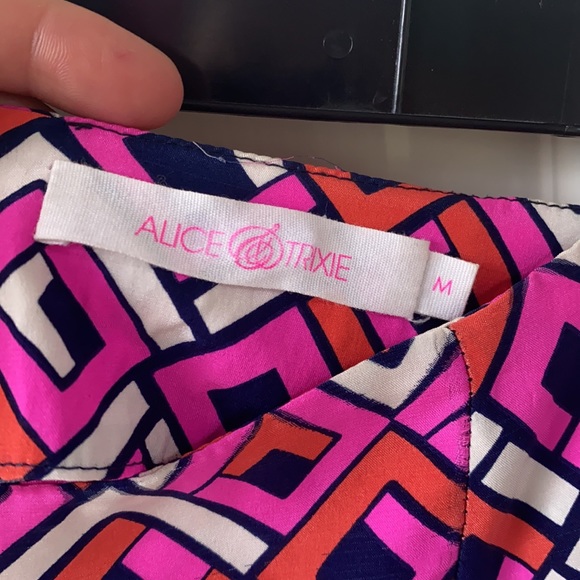 Alice & Trixie Tap Shorts - Picture 2 of 5